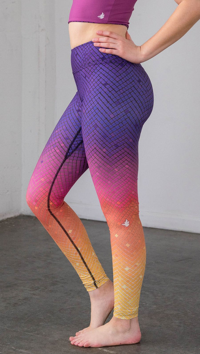 Capri Leggings - Large Golden Dragon Print – Funtastic Activewear